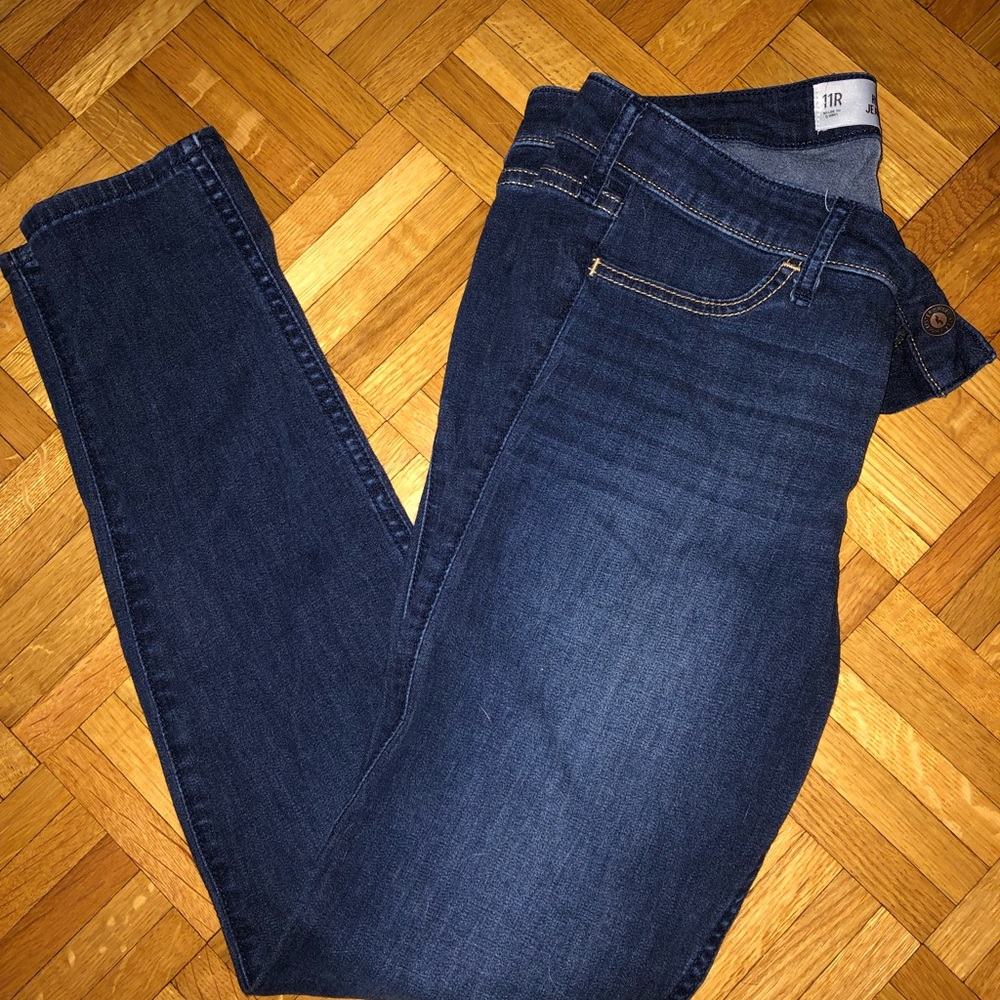 Hollister jeans